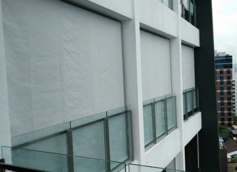 Vertical drop system 8b