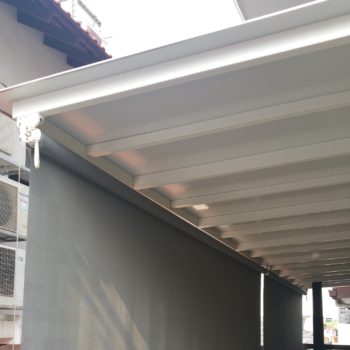 Loop Blind with Retractable Awning composite-panel-with-vertical-drop